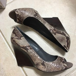 Women’s Shoes- Calvin Klein - New - 9